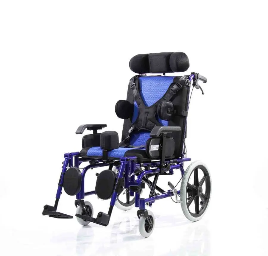 SW-M958L 44CM Özellikli Yetişkin Tekerlekli Sandalye (Refakatçi Fren Özelliği Yoktur)